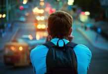 W Niemczech mężczyźni wciąż rzadko korzystają z psychoterapii. Oto powody