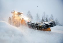 Niemcy pod wpływem niżu Elli: intensywne opady śniegu i niebezpieczna gołoledź