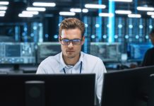 Branża IT w Polsce zarabia więcej niż w Niemczech? Analiza płac i perspektyw dla programistów w Europie