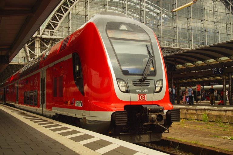 Deutsche Bahn i Metronom podejmują działania przeciwko oszustwom związanym z korzystaniem z biletu Deutschlandticket