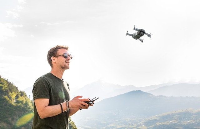 Prawie 500.000 dronów w Niemczech – Ministerstwo Transportu chce wprowadzić lepszą ochronę lotnisk!
