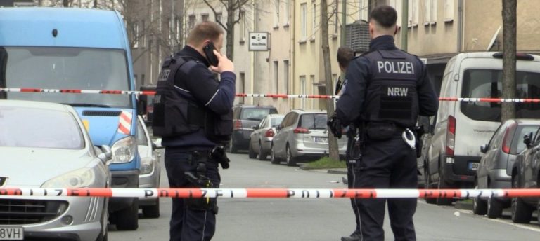 Duisburg: Dwoje dzieci zaatakowanych przez nożownika w drodze powrotnej ze szkoły