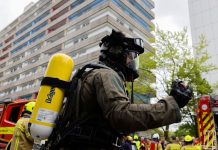 Eksplozja w Ratingen: Gdy ratownicy zapukali do drzwi, mężczyzna zdetonował ładunek wybuchowy