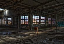 „Lost place” w Eschweiler: Zawalił się dach opuszczonej hali, zginął mężczyzna