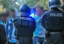 Eskalacja przemocy na Festiwalu Erytrea w Stuttgarcie: Około 200 osób zaatakowało uczestników wydarzenia i policjantów (WIDEO)