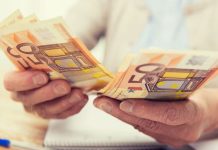 Niemcy: Co zmienia się dla konsumentów w grudniu 2025? Zmiany w dodatkach do rent inwalidzkich, emerytury tylko na konto i nowy rozkład pociągów