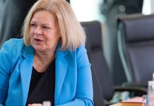 Federalna minister spraw wewnętrznych żąda „większego szacunku” dla migrantów