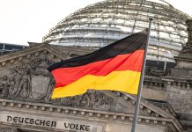 Niemcy: CSU postuluje całoroczne wywieszanie flagi narodowej – nie tylko w święta