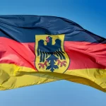 Flaga federalna z orłem