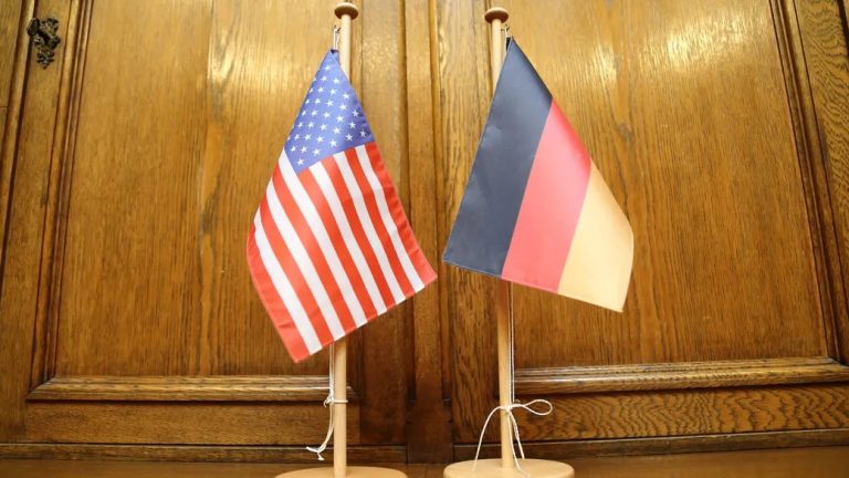 Niemcy: Coraz więcej firm rezygnuje z inwestycji w USA – wolą rozwijać się na rodzimym rynku