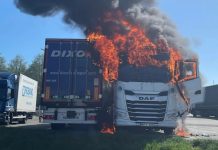 Niemcy: Dramat kierowcy na parkingu. Chciał tylko coś ugotować, spalił auto