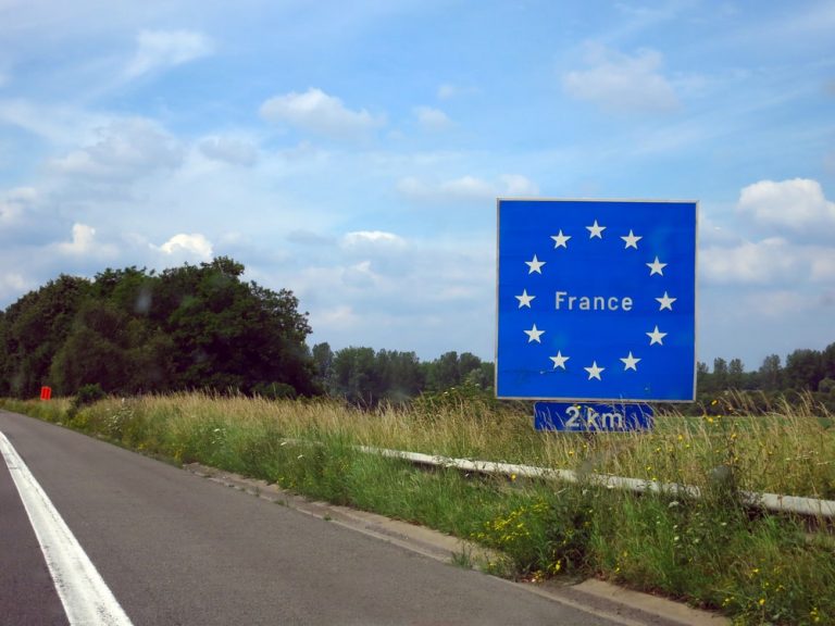 Francja zaostrza przepisy dotyczące wjazdu dla podróżnych z Niemiec