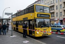Bestialski atak w Berlinie! Syryjczyk z nożem zaatakował w Neukölln – ofiara w stanie krytycznym
