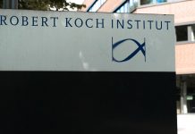 RKI podejrzewa, że spadek liczby zachorowań na Covid-19 jest chwilowy – związany z feriami