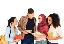 Bawaria wprowadzi do szkół regularne lekcje islamu