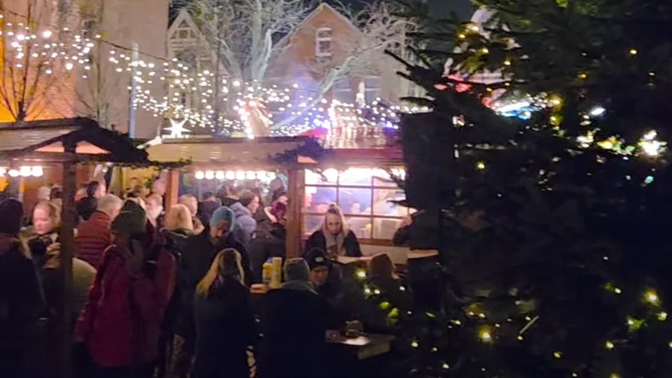 Nazistowska muzyka na jarmarku bożonarodzeniowym w Niemczech. Policja prowadzi śledztwo