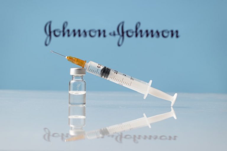 Niemcy zmieniły przepisy dotyczące szczepionki Johnson&Johnson. Jedna dawka to za mało