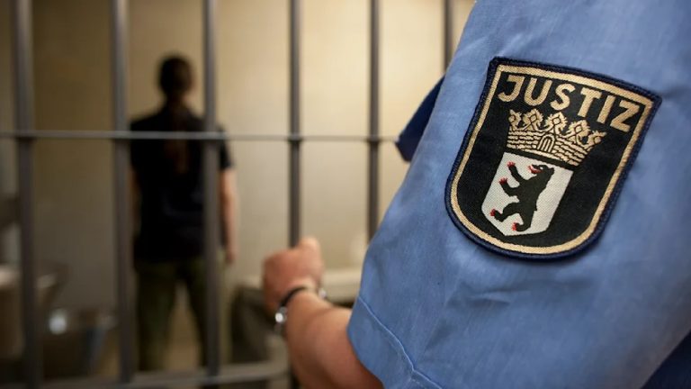 Niemcy: Rekordowy odsetek cudzoziemców w więzieniach – prawie co drugi osadzony to obcokrajowiec
