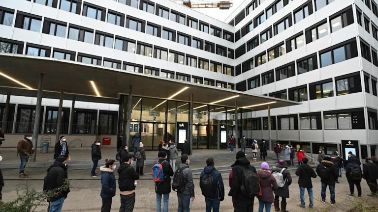 Skandal w Monachium: Czy azyl można było kupić za pieniądze?