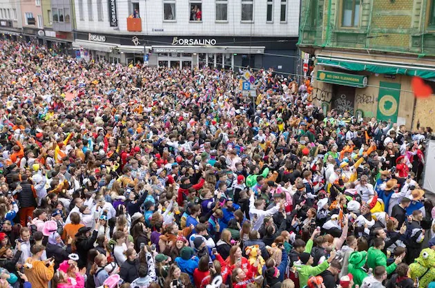 Dwie kobiety zgwałcone w popularnych miejscach karnawałowych w Kolonii