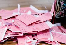 Komisja wyborcza w Dreźnie potwierdziła obecność 111 sfałszowanych kart do głosowania