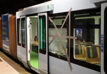 Niemcy: Atak wandali na słynną kolej podwieszaną w Wuppertalu – wybite szyby i zniszczone drzwi