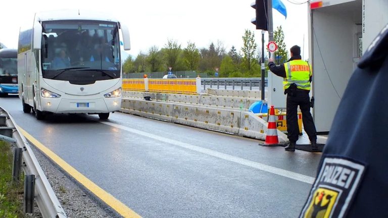 Niemcy: Próba nielegalnego wjazdu migrantów w kamperze udaremniona – nowe metody przemytników na granicy