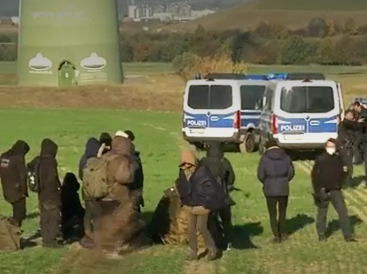 Niemiecka policja znalazła martwego uchodźcę w pobliżu autostrady A4 koło Görlitz