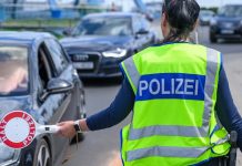 Niemcy: Lewicowe organizacje poszukują osób do pozwania państwa za kontrole graniczne. Warunek? Nie mogą być białe