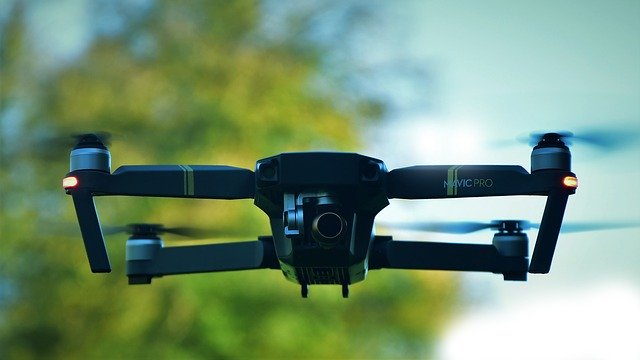 Koronawirus: w NRW policja szuka łamiących obostrzenia przy pomocy dronów!