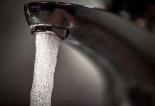 W Berlinie wykryto PFAS w wodzie pitnej — chemikalia w sieciach wodociągowych