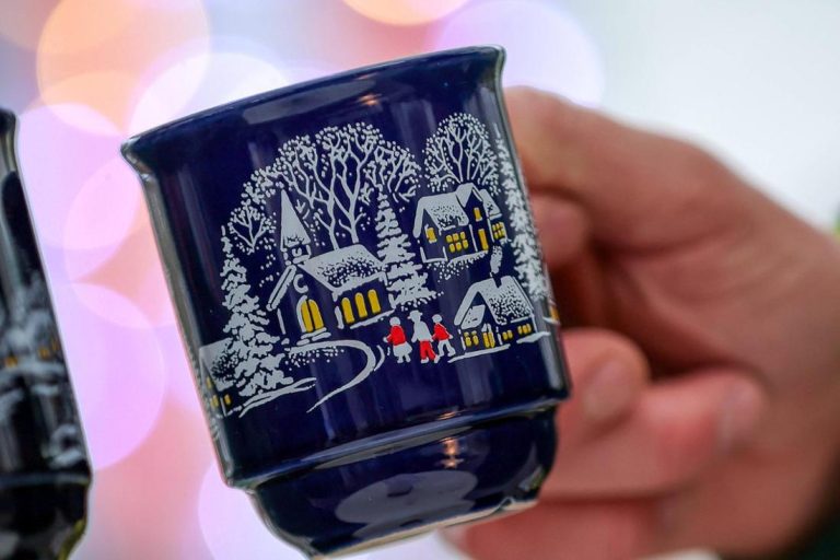 Niemcy: „Lumumba” na jarmarkach bożonarodzeniowych budzi sprzeciw — nazwa coraz częściej odbierana jako rasistowska