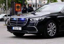 Ekologia w Niemczech: Służbowe pojazdy polityków to pożeracze benzyny!