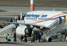 Kolejny lot afgańskich uchodźców do Niemiec zatwierdzony mimo kontrowersji