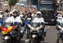 Niemcy: Policja ogłosiła zakaz używania flag na pojazdach służbowych podczas Mistrzostw Europy