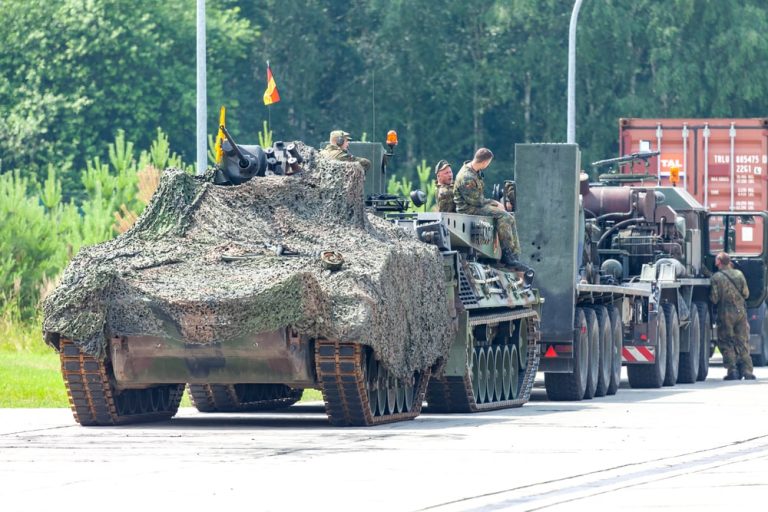 Niemcy nie przekażą wozów bojowych Ukrainie