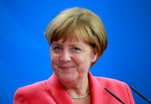 Pozew o ujawnienie akt Stasi Merkel odrzucony. Sąd: brak podstaw