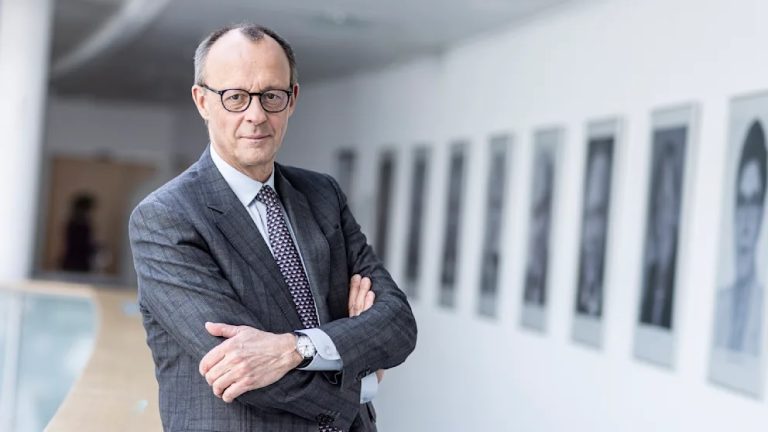 Niemcy: Wypowiedź Friedricha Merza o płacy minimalnej wywołuje burzę polityczną