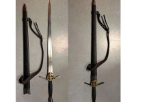 Mężczyzna chodził z mieczem po dworcu głównym w Essen