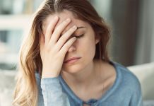 Nowe niemieckie badanie: Zmiana czasu wywołuje ataki migreny