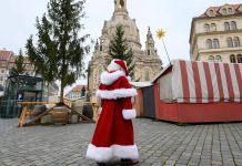 Niemcy: Święty Mikołaj uderzył dziecko kijem w twarz