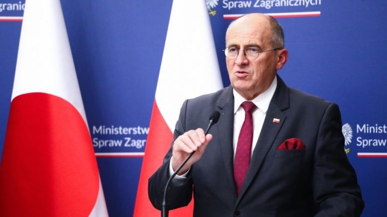Reakcja polskiego ministra spraw zagranicznych na krytykę Scholza: „Apeluję do kanclerza Niemiec o poszanowanie suwerenności Polski”