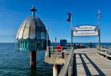 Dziecko wypadło z molo w Zinnowitz – matka pozywa gminę o odszkodowanie