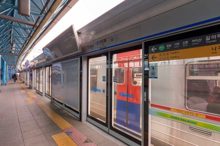 Monachium będzie pierwszym miastem w Niemczech z drzwiami ekranowymi na stacjach metra!