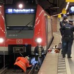 Monachium wepchnięcie pod pociąg-min