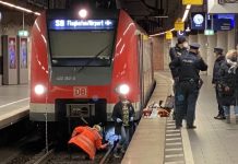 Przerażający finał kłótni na monachijskim dworcu: Mężczyzna wepchnięty pod pociąg