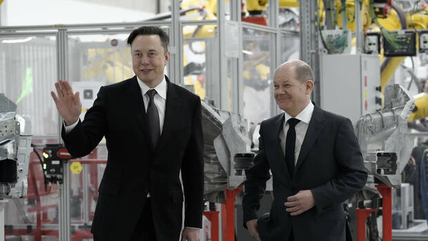 Elon Musk osobiście otworzył dzisiaj fabrykę Tesli w Niemczech