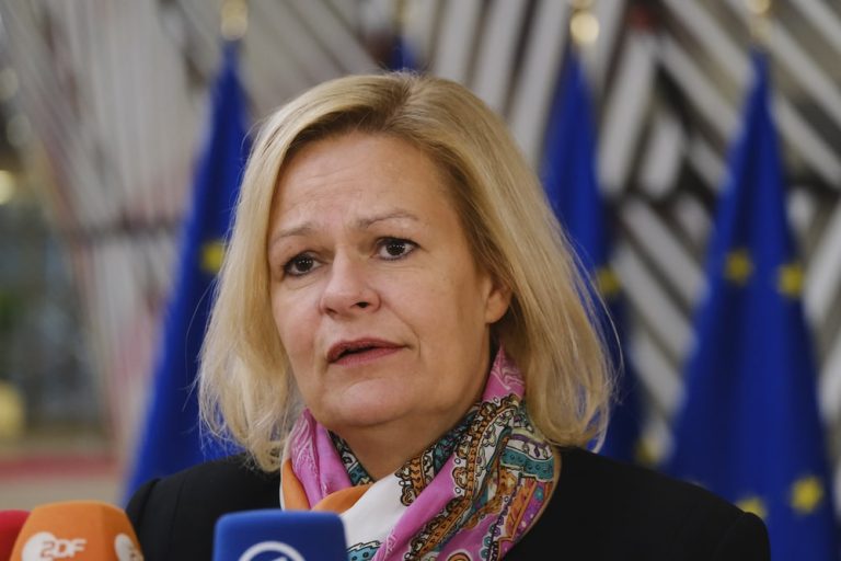 Federalna minister spraw wewnętrznych nie widzi zwiększonego zagrożenia ze strony islamistów