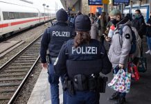 17-latek z podwójnym obywatelstwem planował zamach w Kolonii? Nastolatek zaprzecza zarzutom