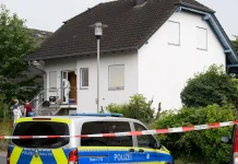 Niemcy: Nauczyciel zadźgał nożem 19-letnią maturzystkę i popełnił samobójstwo